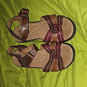 Clark's Strappy Brown Sandals